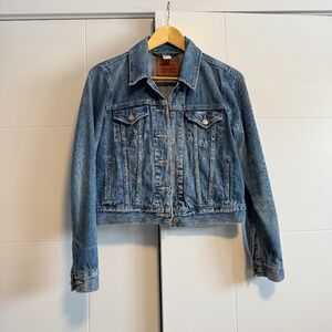 Levi’s Denim Jean Jacket medium